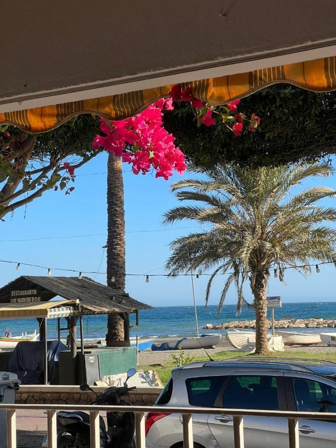 Relax , Sun And Beach Малага Екстериор снимка